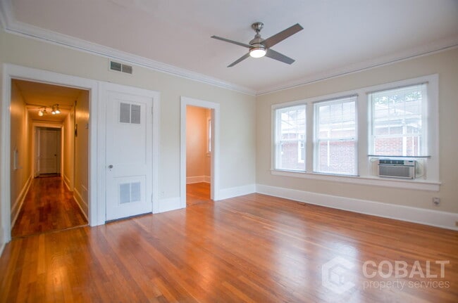 741 Ponce De Leon Ct NE