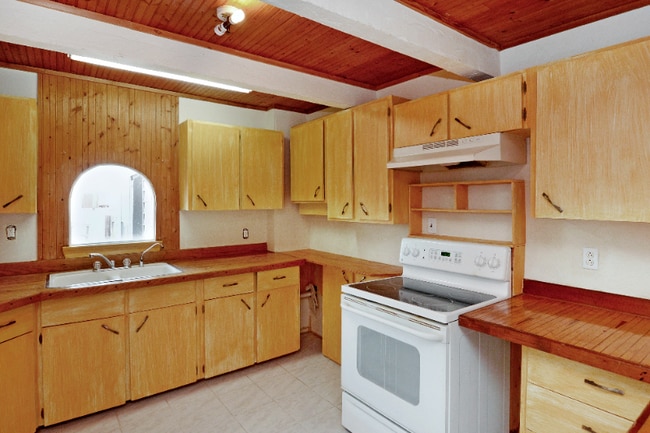 406 W 4th Ave in Iliff, CO - Building Photo - Building Photo