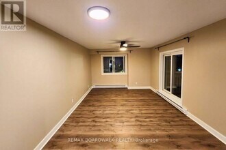 266 Lorry Greenberg Dr in Ottawa, ON - Building Photo - Building Photo