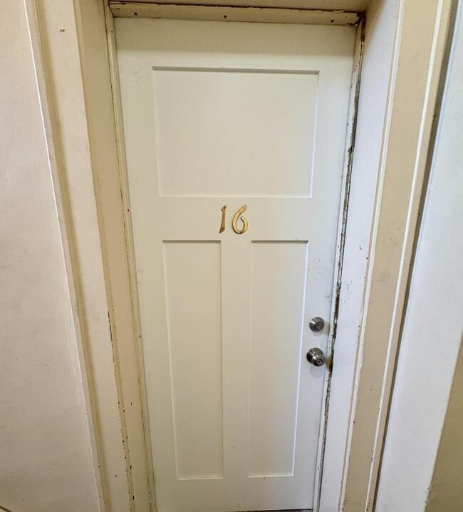 16 N Richview Ave in Youngstown, OH - Foto de edificio - Building Photo