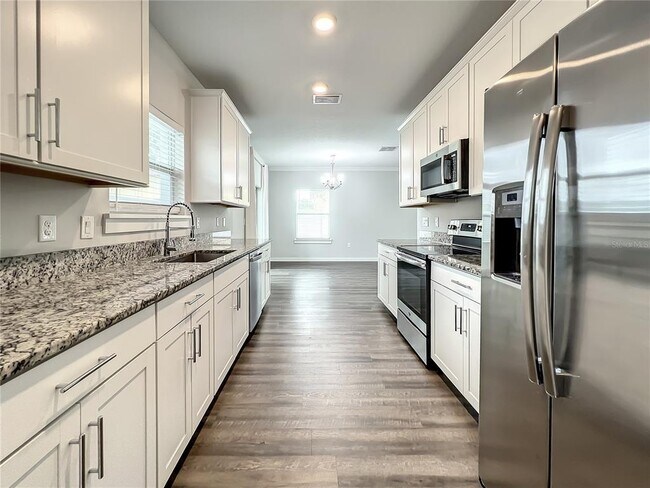 3715 W Wisconsin Ave in Tampa, FL - Building Photo - Building Photo