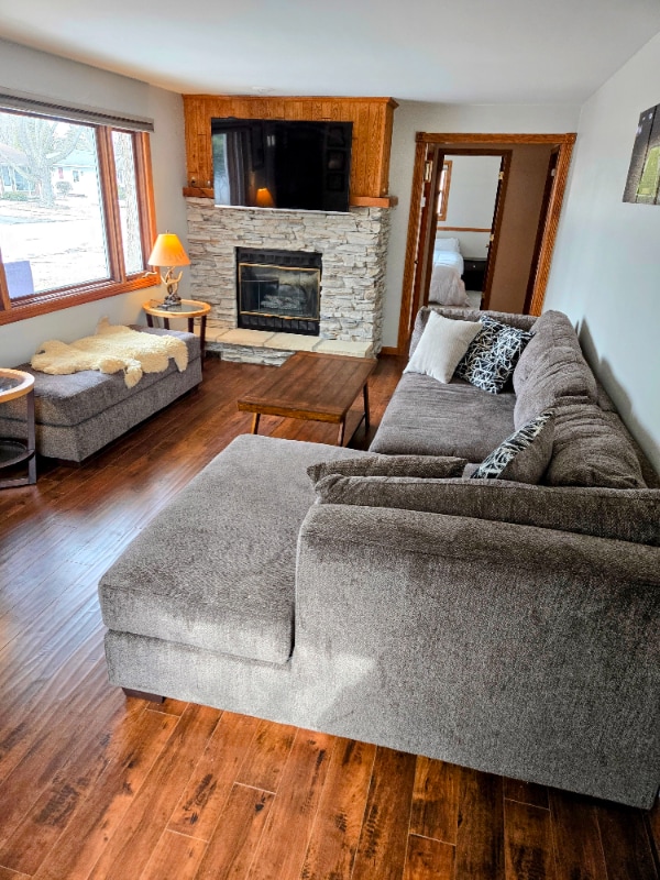 1623 Jay Ln in Green Bay, WI - Foto de edificio - Building Photo