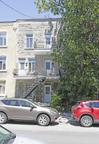 449-453 1re Av in Montréal, QC - Building Photo