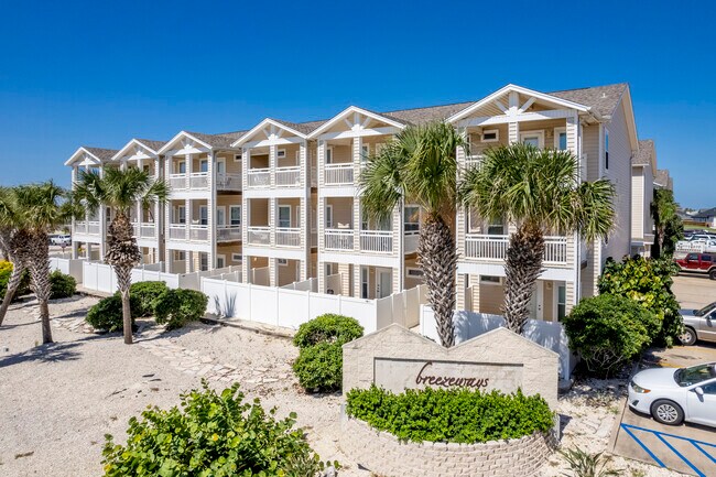 Breezeways of Encantada