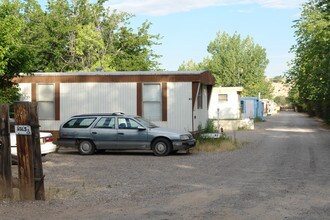 1513 Gabaldon Rd NW in Albuquerque, NM - Building Photo - Building Photo