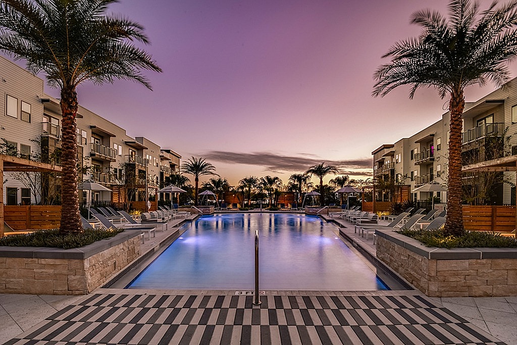 Volta in Jacksonville, FL - Foto de edificio