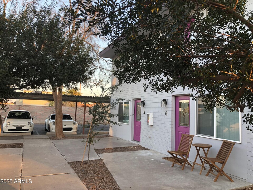 2019 S Granada Dr in Tempe, AZ - Building Photo