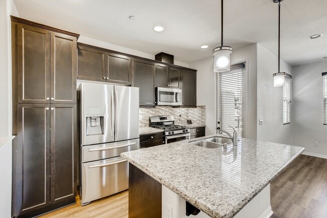 5065 Waterview Way in Oceanside, CA - Building Photo - Building Photo