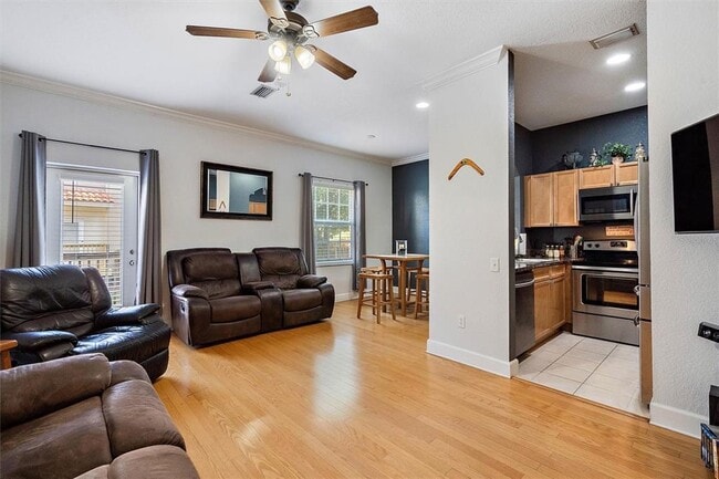 531 100th Ave N in St. Petersburg, FL - Building Photo - Building Photo