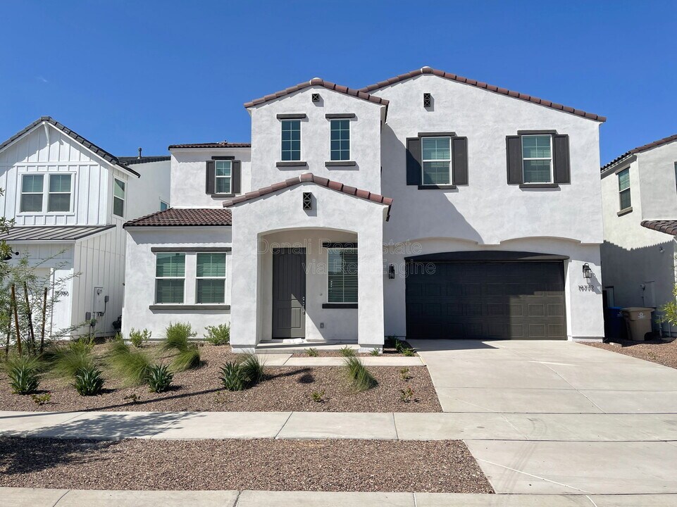 19772 Exeter Blvd in Litchfield Park, AZ - Building Photo