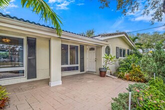 127 SW 7th Ave in Boca Raton, FL - Building Photo - Building Photo