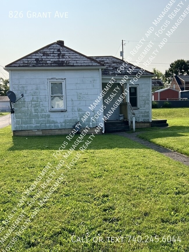 property at 826 Grant Ave
