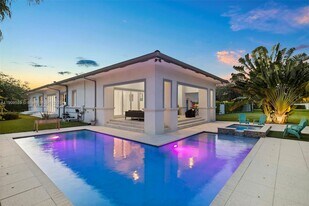 9580 SW 101st Terrace in Miami, FL - Building Photo