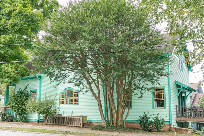 201 Hurt St NE-Unit -Unit A.1342278 in Atlanta, GA - Building Photo - Building Photo