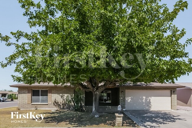 property at 10612 N 47th Dr