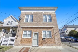 53 Church St in Lodi, NJ - Building Photo