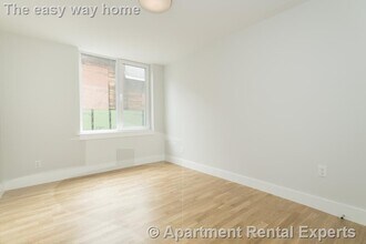 335 Harvard St, Unit A2 in Cambridge, MA - Foto de edificio - Building Photo