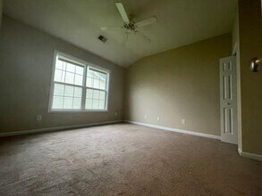 348 Vesta Dr in Myrtle Beach, SC - Foto de edificio - Building Photo