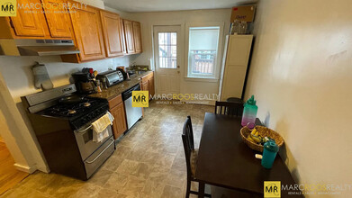 266 Gold St, Unit 2 in Boston, MA - Building Photo - Building Photo