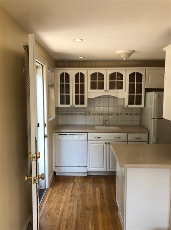 56 Emerson Gardens Rd in Lexington, MA - Building Photo - Building Photo