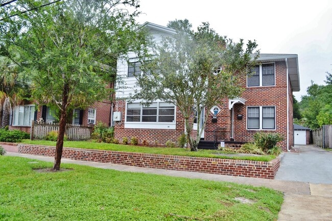 property at 2557 Dellwood Ave
