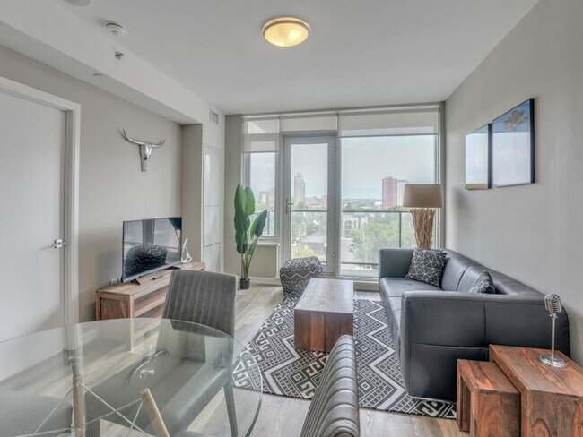 1140 Wellington St. W, Unit SI ID1223279P in Ottawa, ON - Building Photo - Building Photo