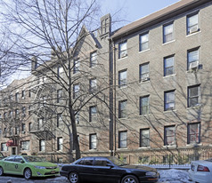 37-40 81st Street in Jackson Heights, NY - Foto de edificio - Building Photo