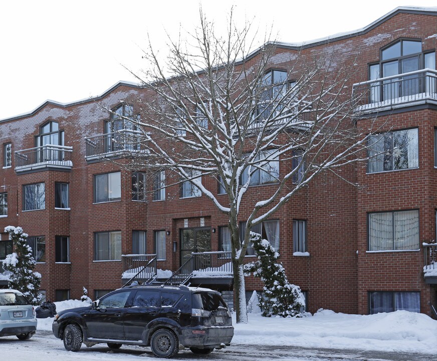 4264 Ernest-Gendreau in Montréal, QC - Building Photo