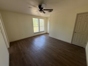 4936 LA-1 in Napoleonville, LA - Building Photo - Building Photo
