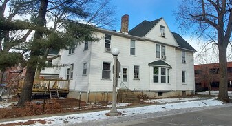 509 S Race St in Urbana, IL - Building Photo