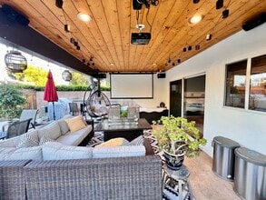 8834 Collett Ave in North Hills, CA - Building Photo - Building Photo