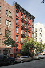 155 E 2nd St in New York, NY - Building Photo - Building Photo