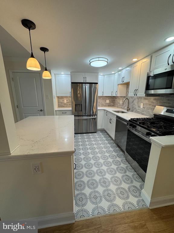 200 Old Forge Crossing in Devon, PA - Building Photo - Building Photo