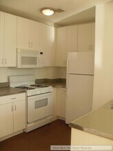 19 St Marks Pl in New York, NY - Building Photo - Building Photo