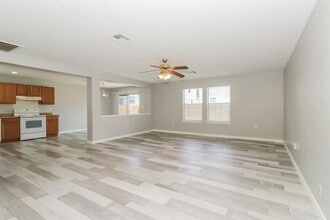 6805 Doyal Dr in Austin, TX - Building Photo - Building Photo