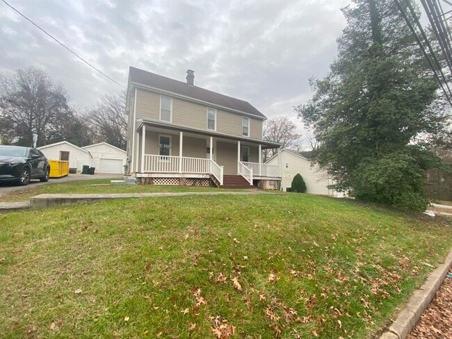 property at 2905 Charleston Ave