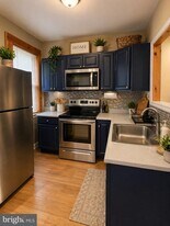 6251 E Wister St in Philadelphia, PA - Building Photo