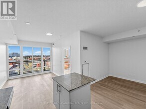 85 Duke St W in Kitchener, ON - Building Photo - Building Photo