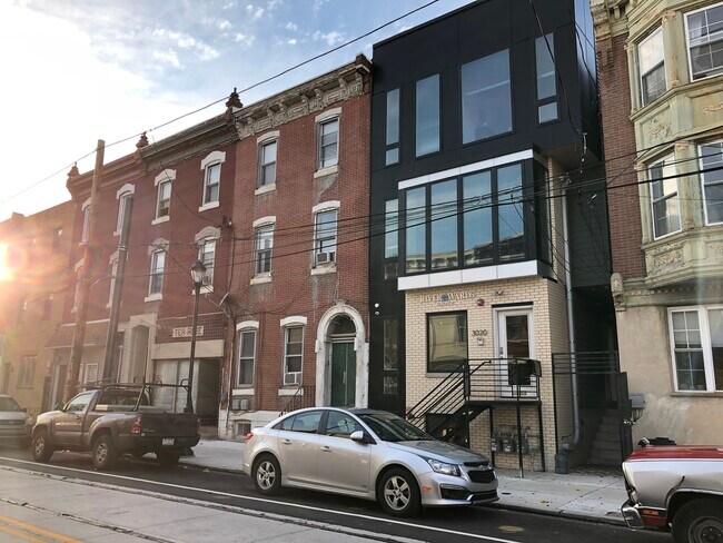 3020 Richmond St photo'