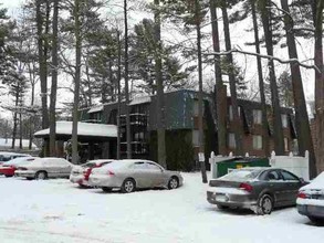 Forest Hills Apartments & Land in Traverse City, MI - Building Photo - Building Photo