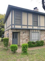 6815 Old Briarstown Dr in Waco, TX - Building Photo