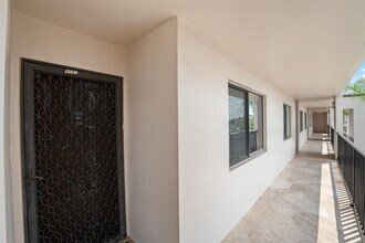 9783 N Belfort Cir in Tamarac, FL - Foto de edificio - Building Photo