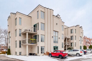 500 22E Av in L'Île-Perrot, QC - Building Photo