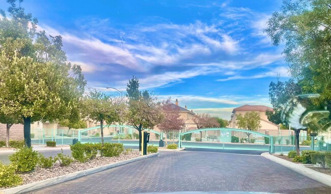7355 Stonecott St in Las Vegas, NV - Building Photo - Building Photo