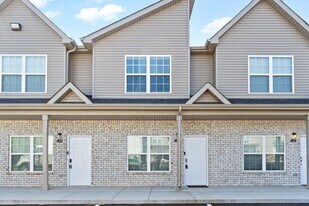 541 New S Dr in Clarksville, TN - Building Photo