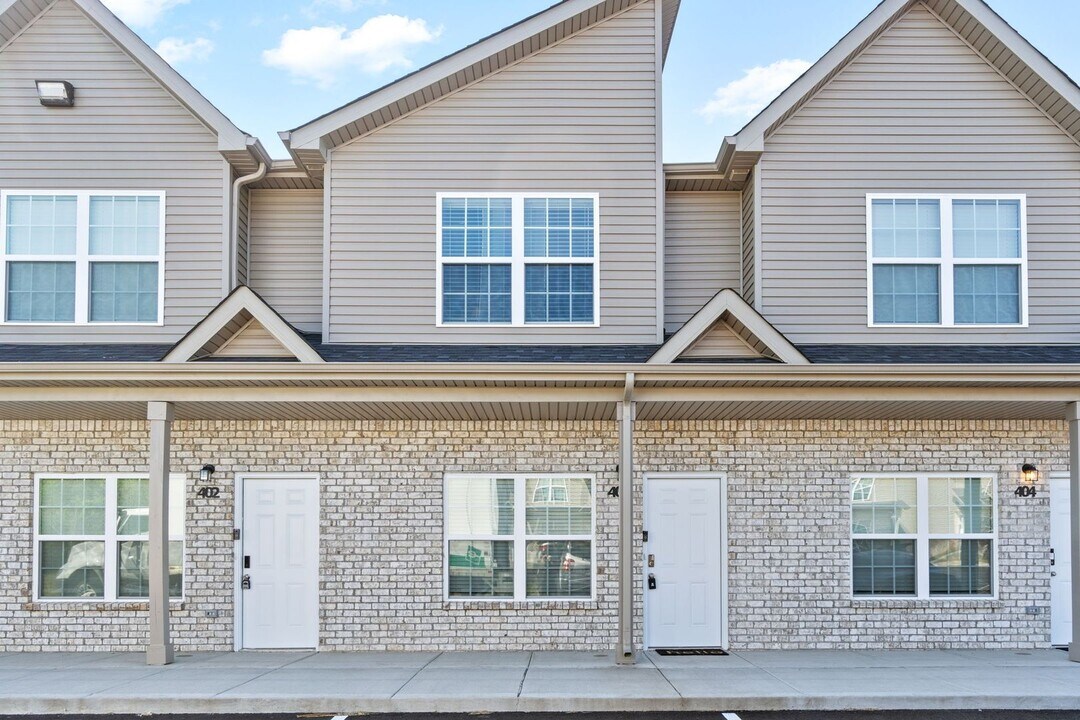 541 New S Dr in Clarksville, TN - Building Photo