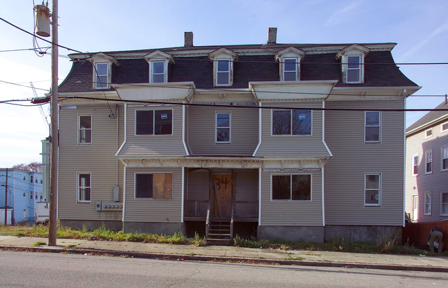 84 Danforth St in Fall River, MA - Building Photo - Building Photo