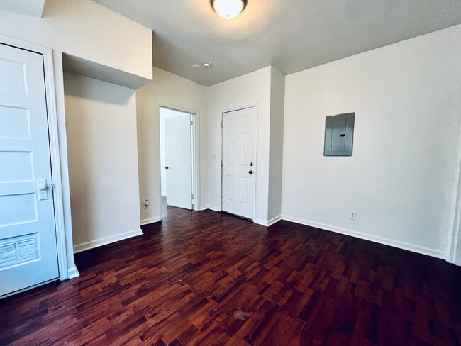 307 Woodbine St in Louisville, KY - Building Photo - Building Photo