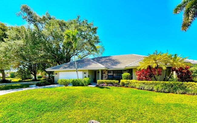 3345 Pine Hill Trail in Palm Beach Gardens, FL - Building Photo - Building Photo