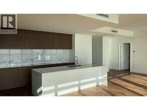 3101 Burfield Pl in West Vancouver, BC - Building Photo - Building Photo